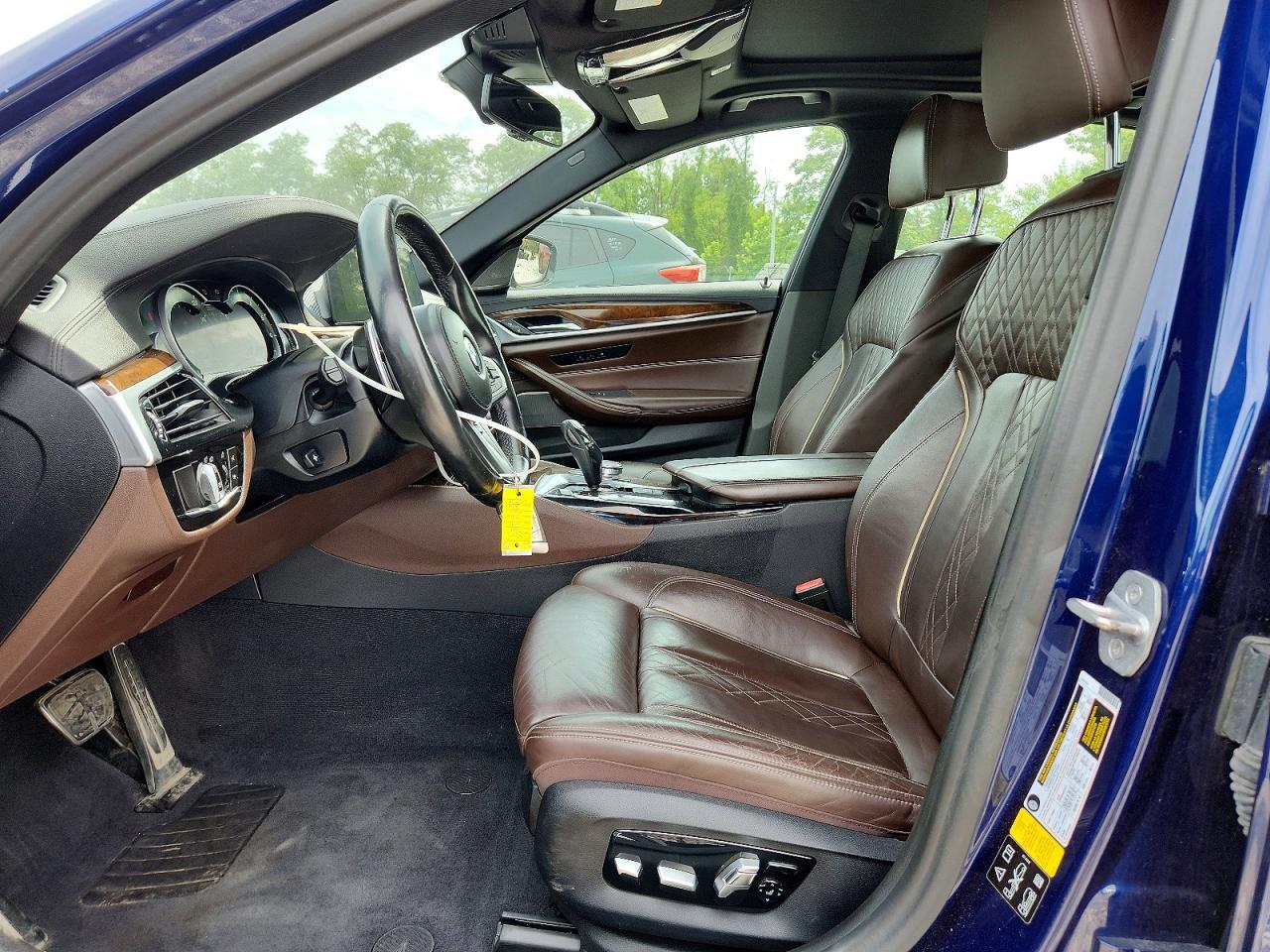 2018 BMW Seria 5 M550i - zdjęcie 7