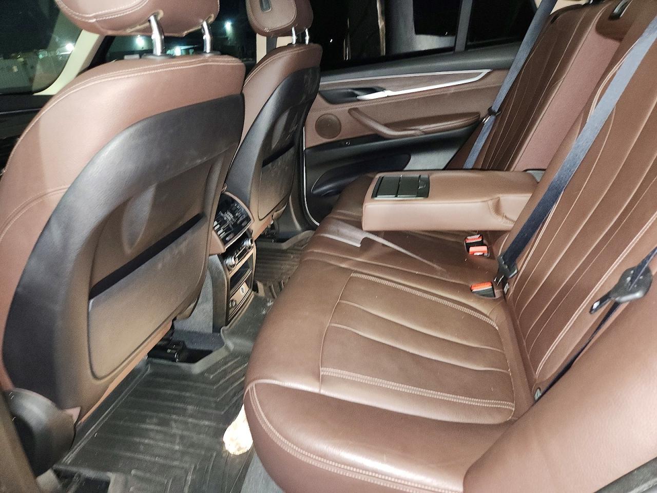 2015 BMW X5 xDrive35D - zdjęcie 10
