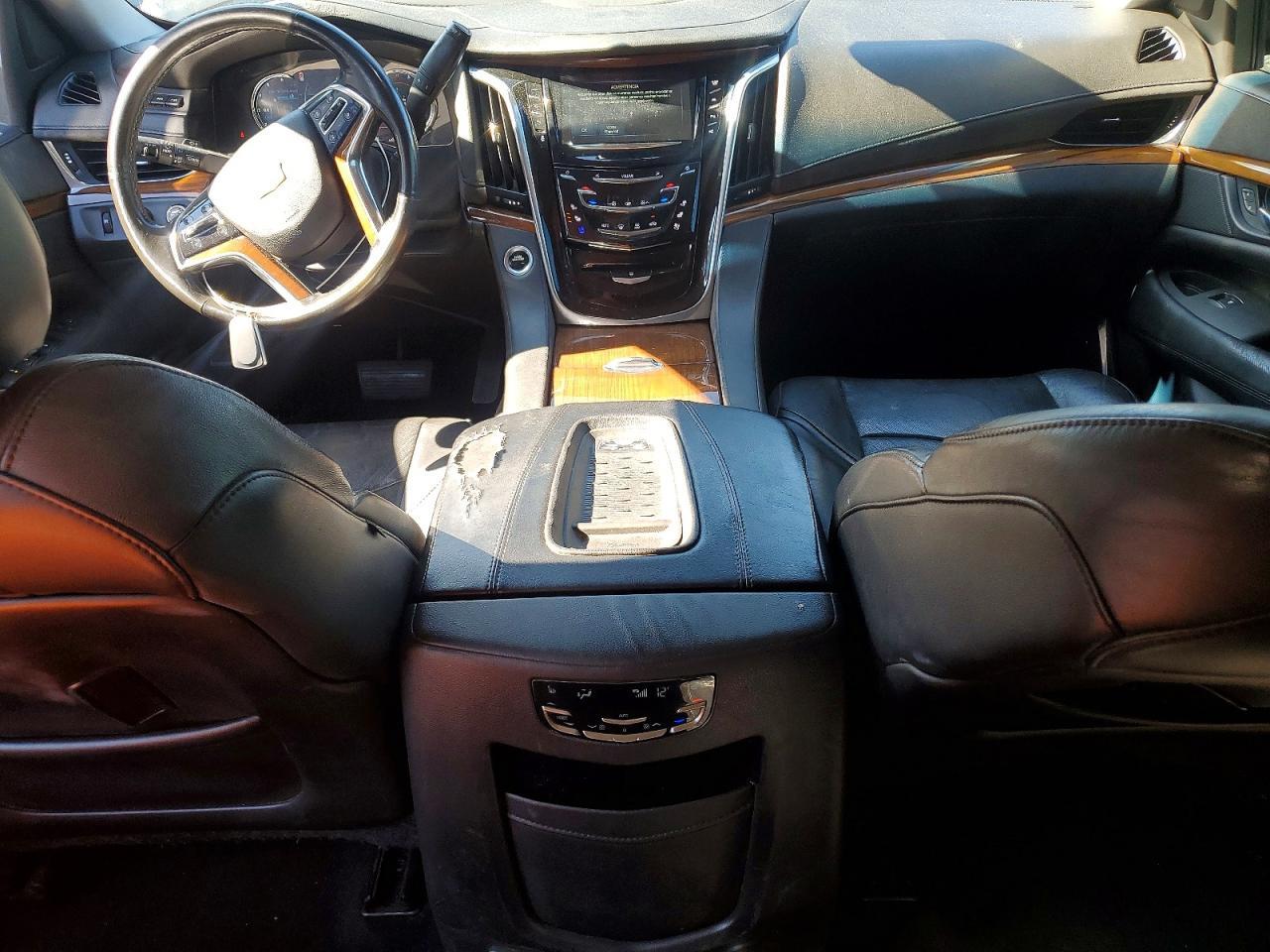 2017 Cadillac Escalade Luxury - zdjęcie 8