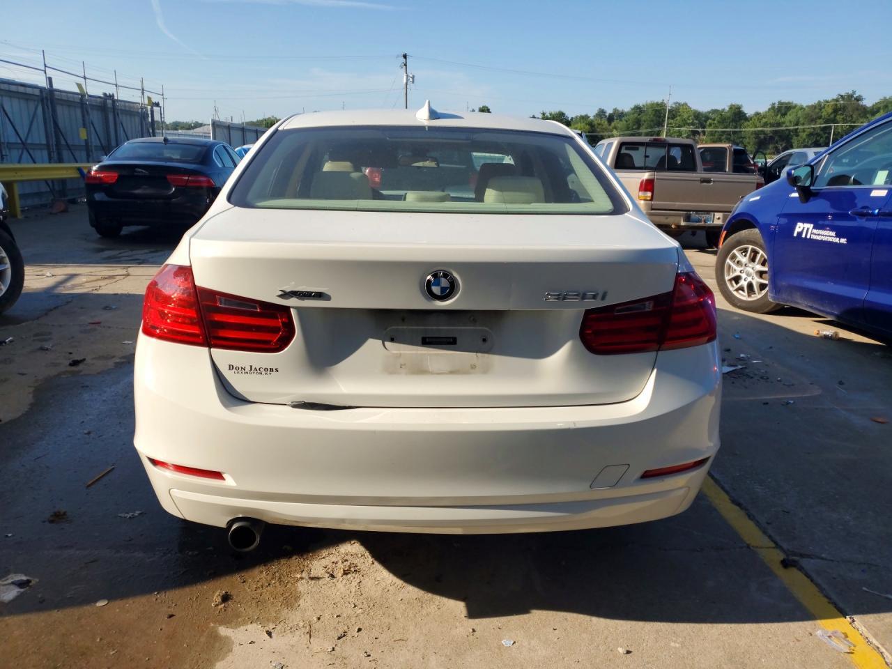 2014 BMW 320 I xDrive - zdjęcie 6