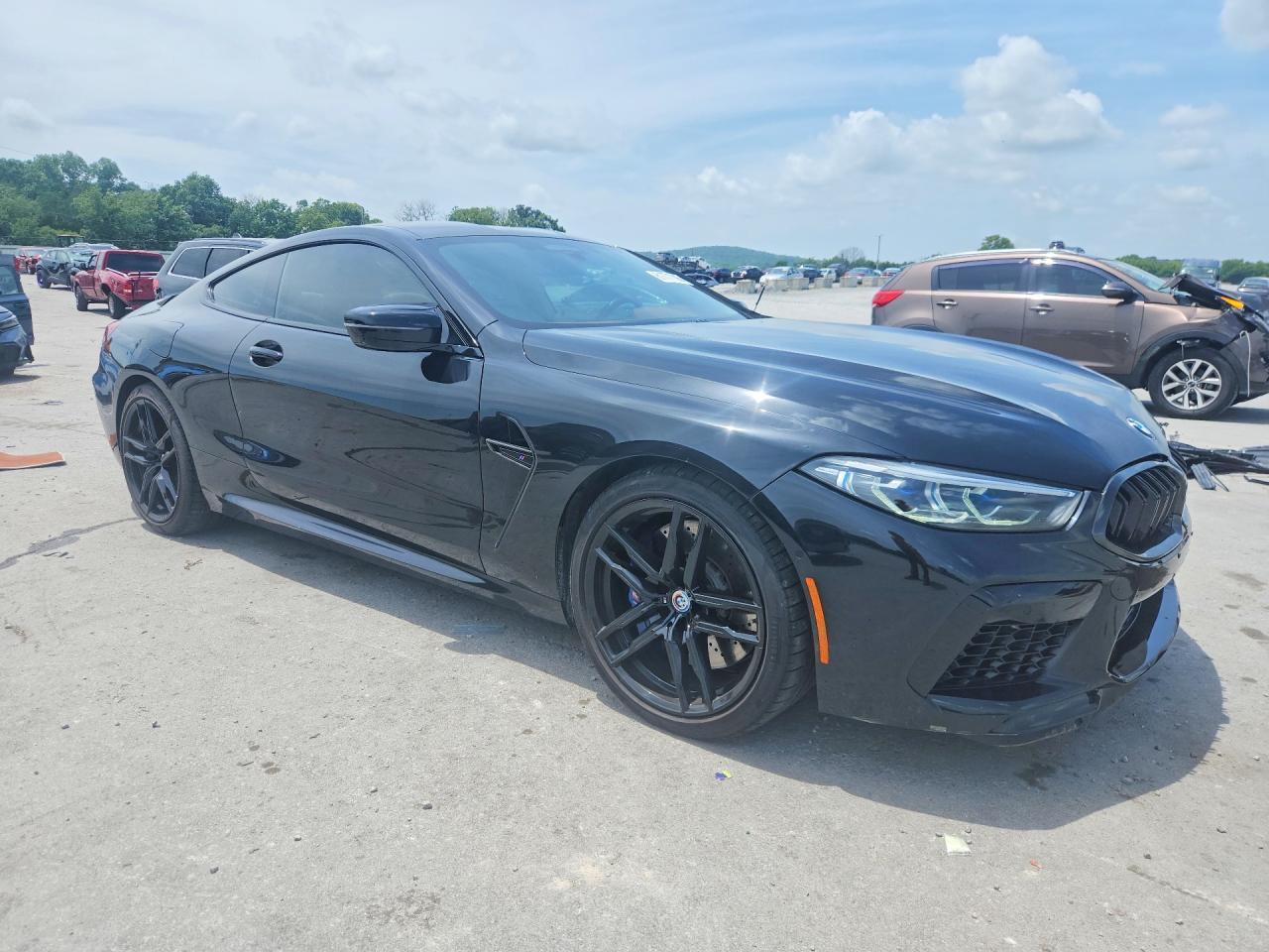 2020 BMW M8 - zdjęcie 4