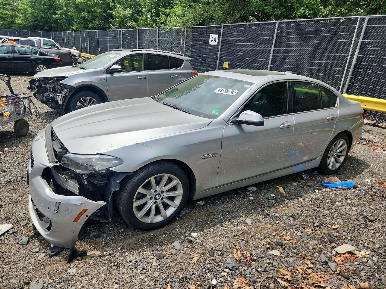 2014 BMW Seria 5 535i - zdjęcie główne