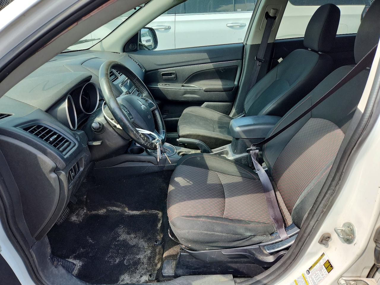 2015 Mitsubishi Outlander Sport Es - zdjęcie 7
