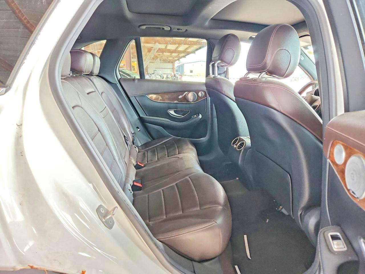 2017 Mercedes-Benz Glc 300 - zdjęcie 11