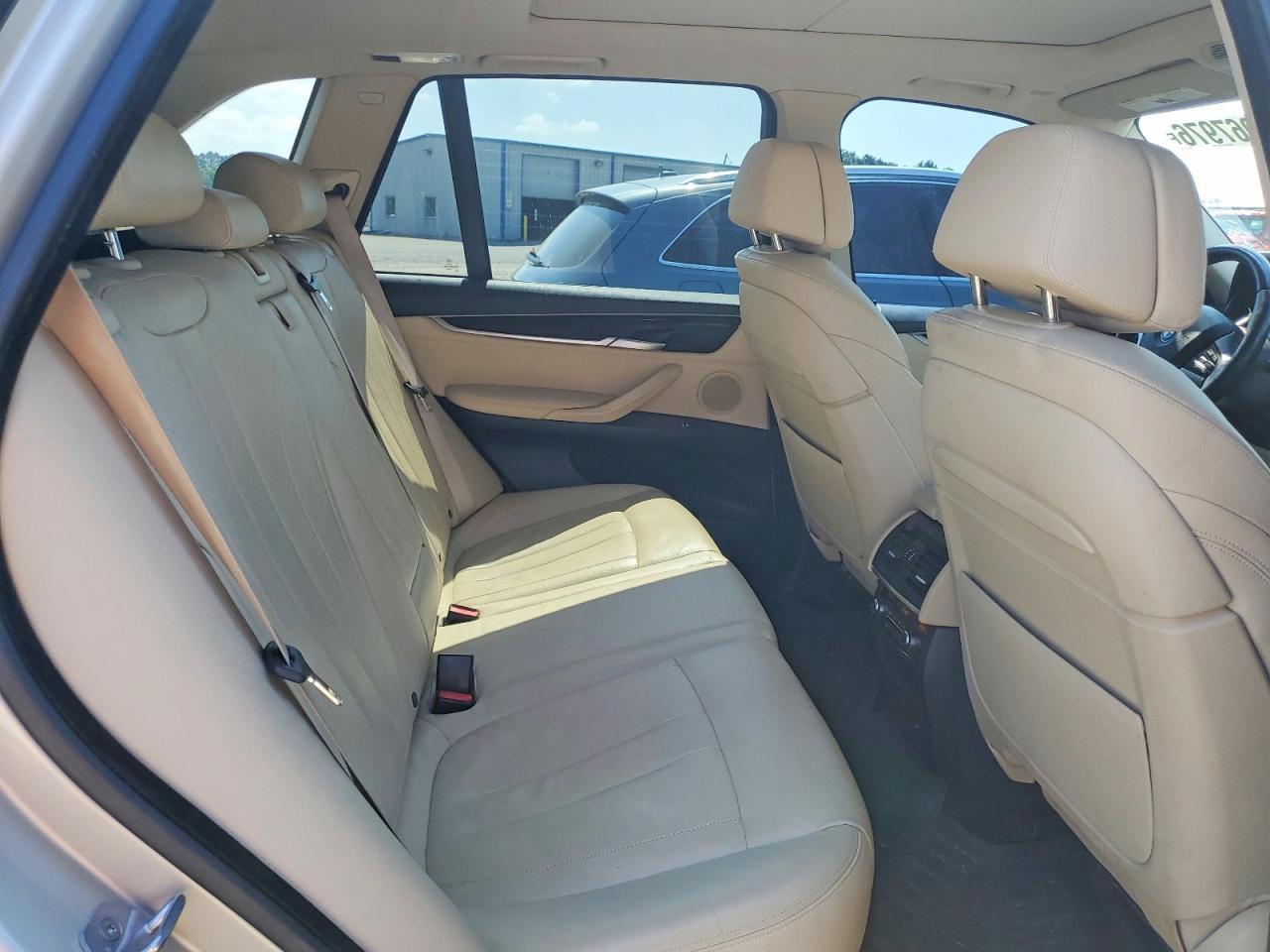 2016 BMW X5 xDrive35I - zdjęcie 11