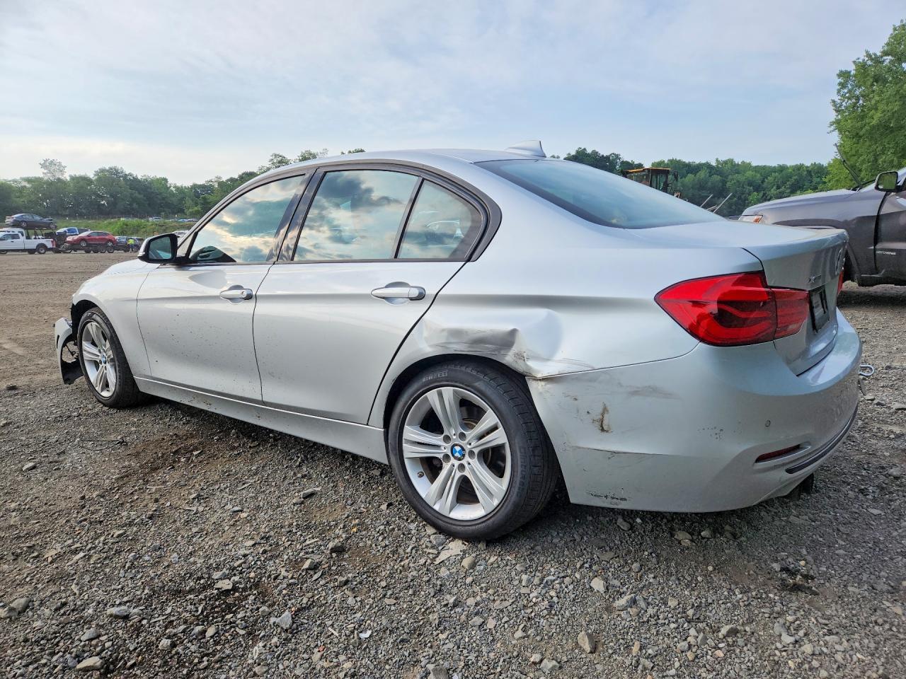 2016 BMW Seria 3 328i - zdjęcie 2