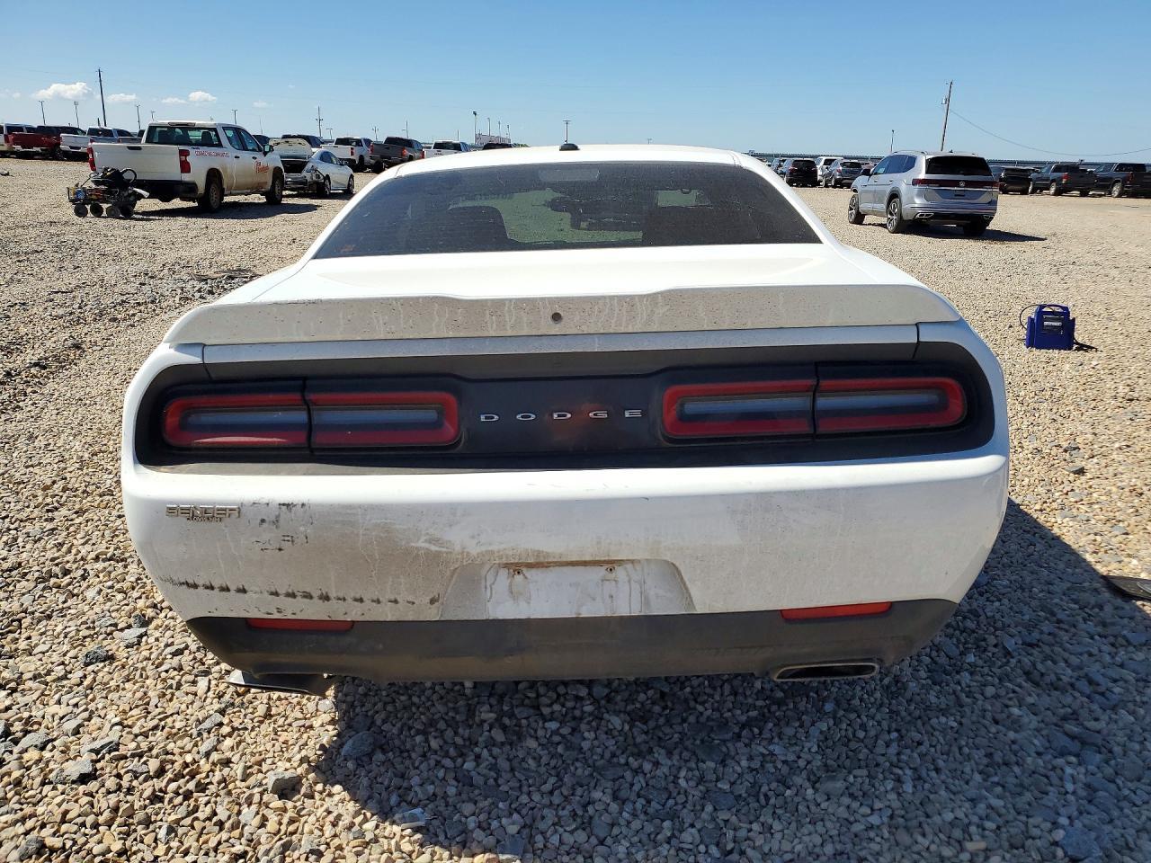 2020 Dodge Challenger R/T - zdjęcie 6