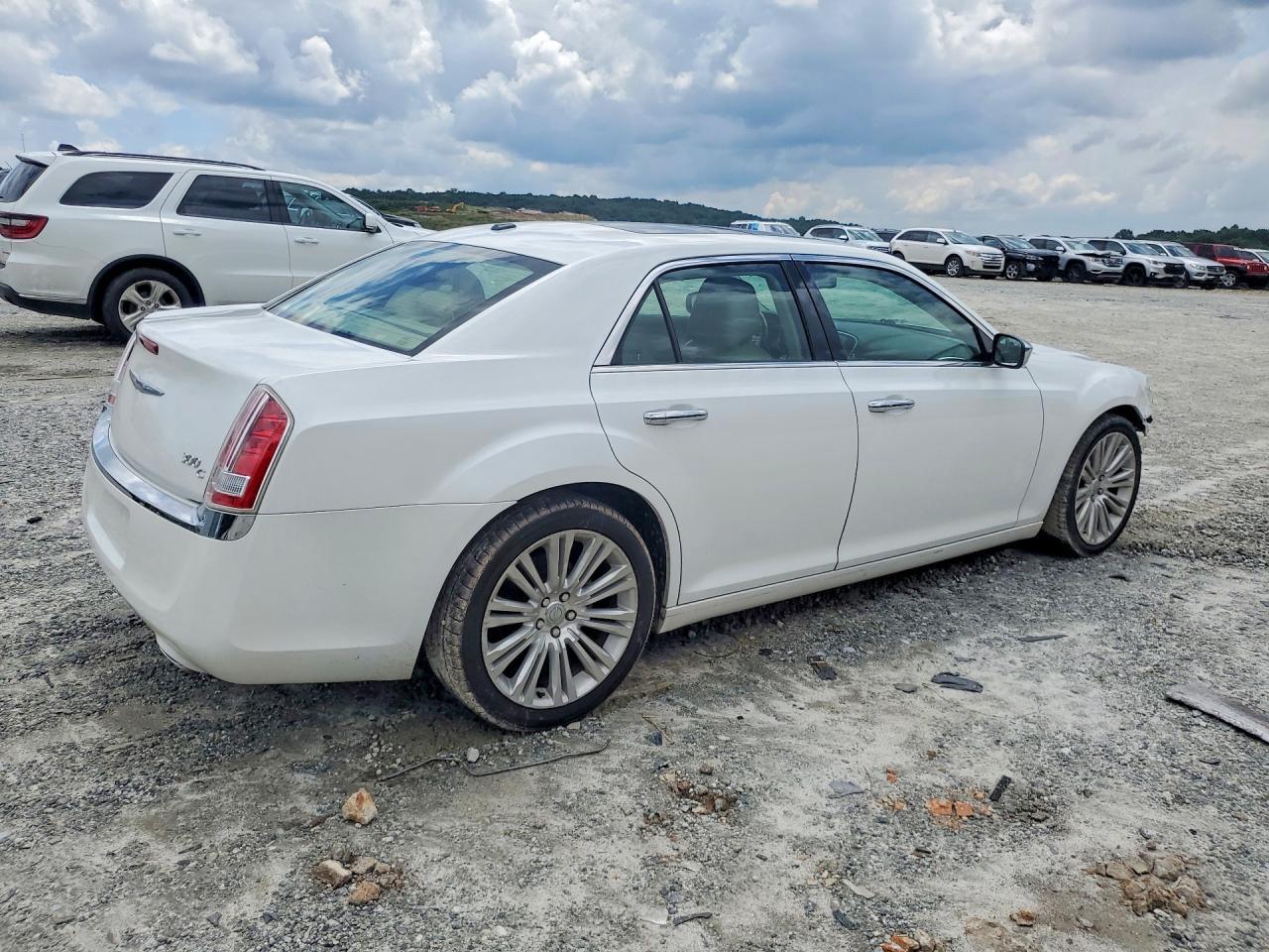 2013 Chrysler 300C - zdjęcie 3