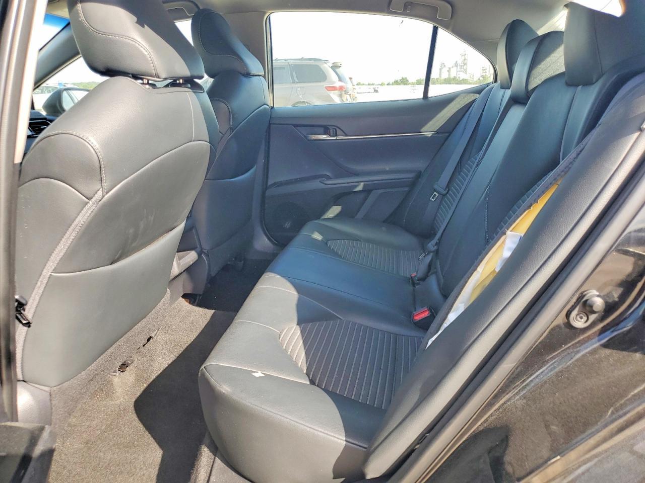 2019 Toyota Camry Se - zdjęcie 10