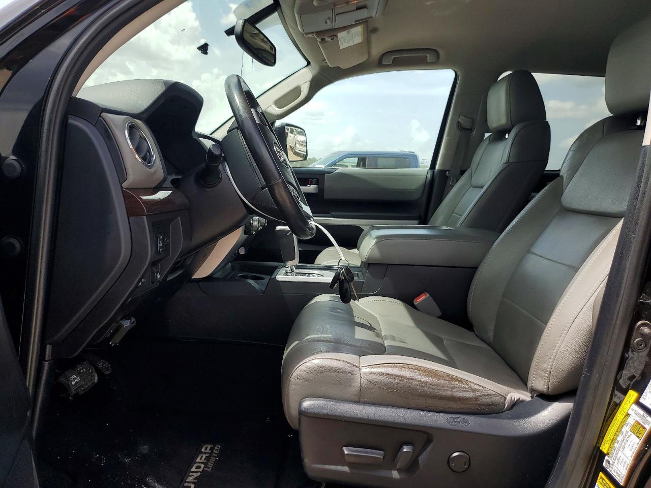 2016 Toyota Tundra Crewmax Limited - zdjęcie 7