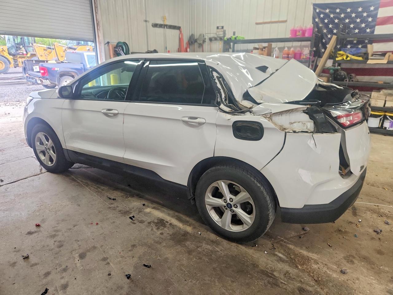 2021 Ford Edge Se - zdjęcie 2