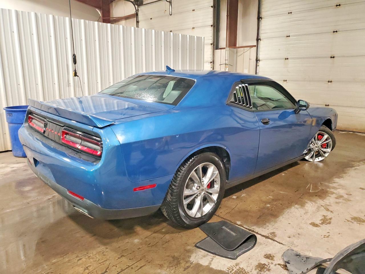 2020 Dodge Challenger Sxt - zdjęcie 3
