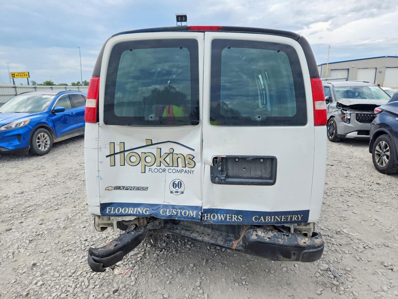 2018 Chevrolet Express G2500 - zdjęcie 6
