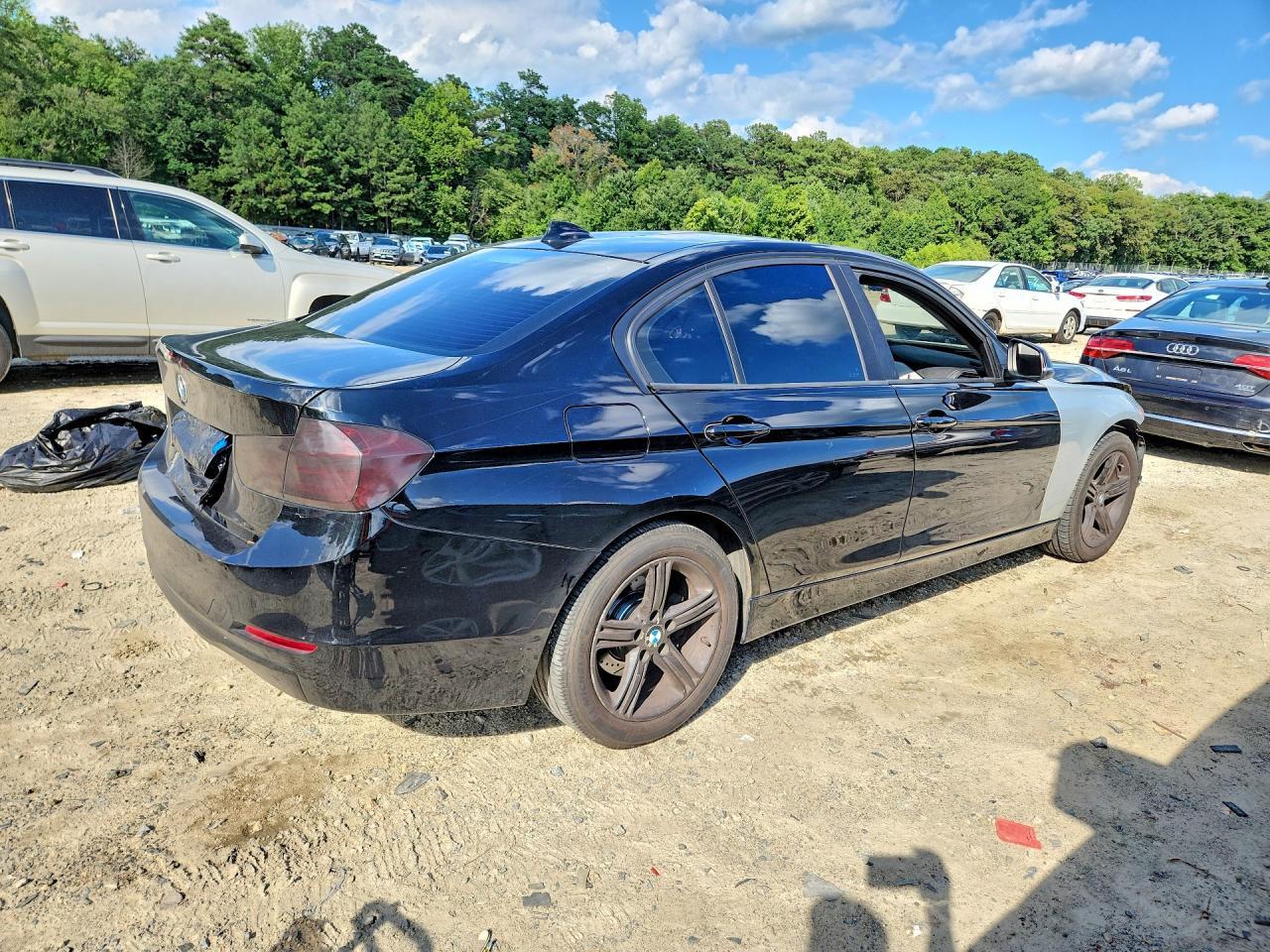 2014 BMW 320 I xDrive - zdjęcie 3