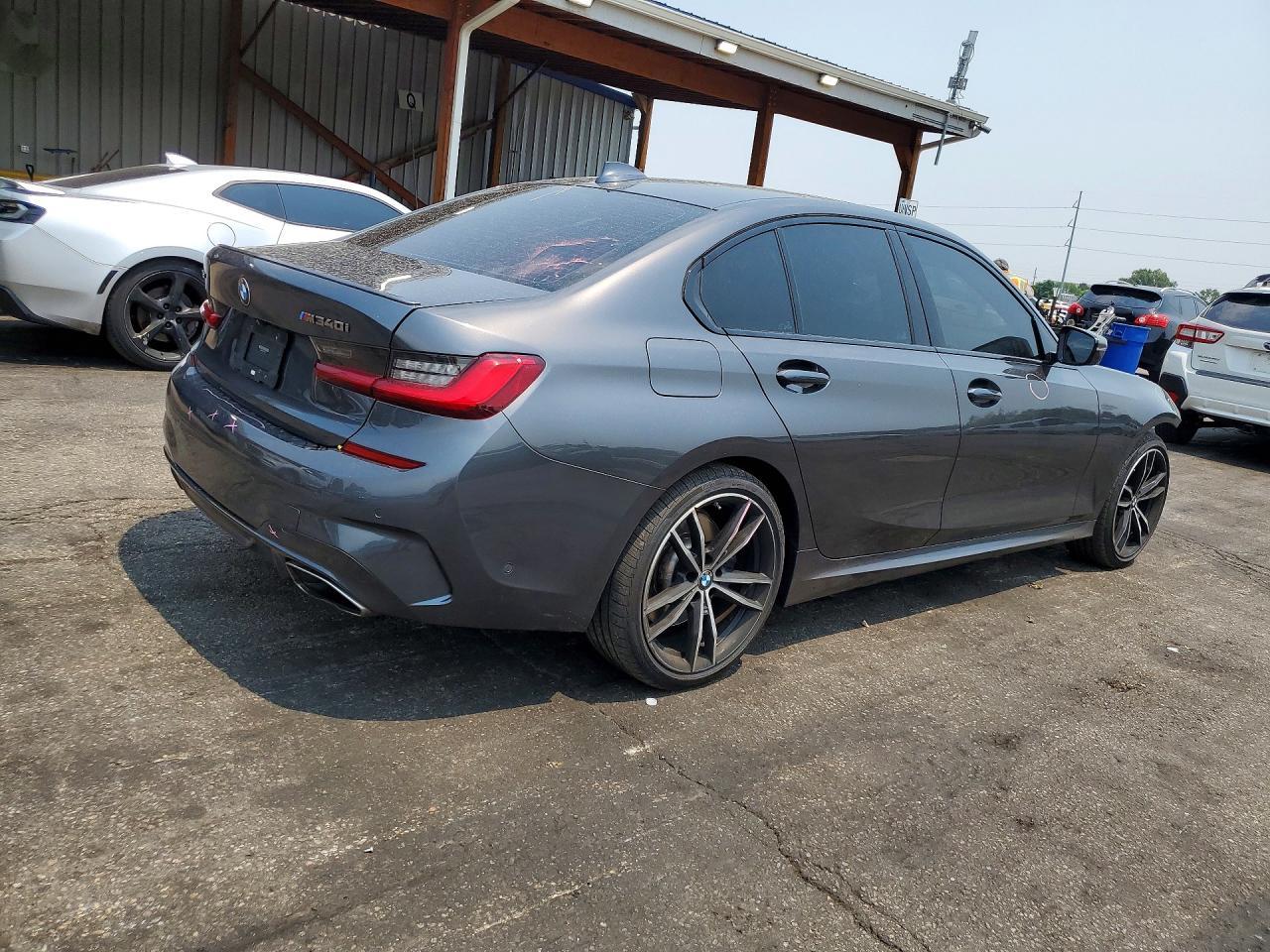 2020 BMW Seria 3 M340i - zdjęcie 3