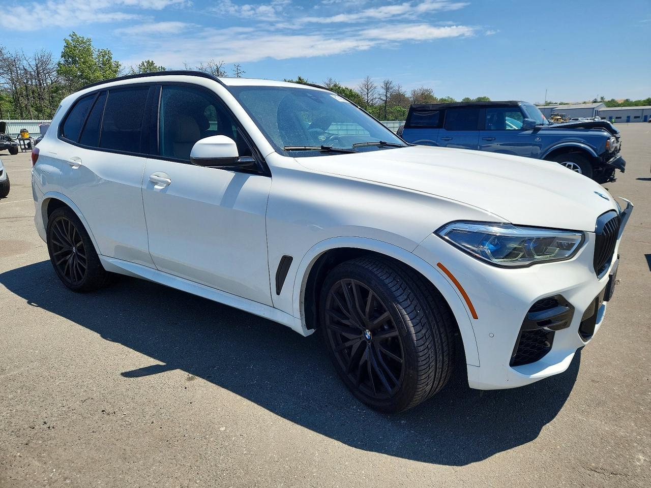 2023 BMW X5 xDrive40I - zdjęcie 4