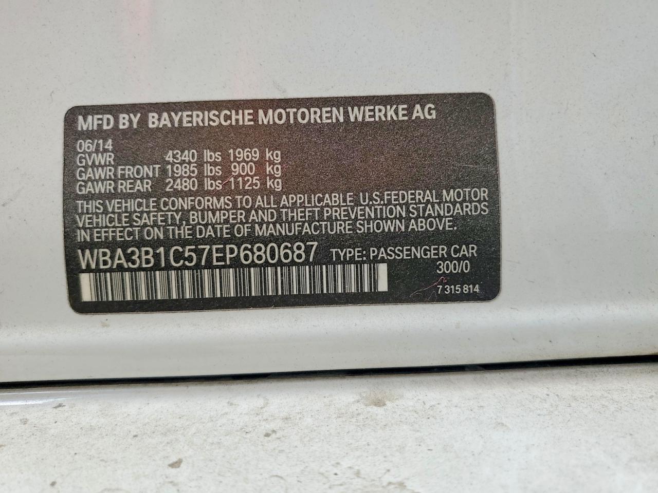 2014 BMW 320 I - zdjęcie 12