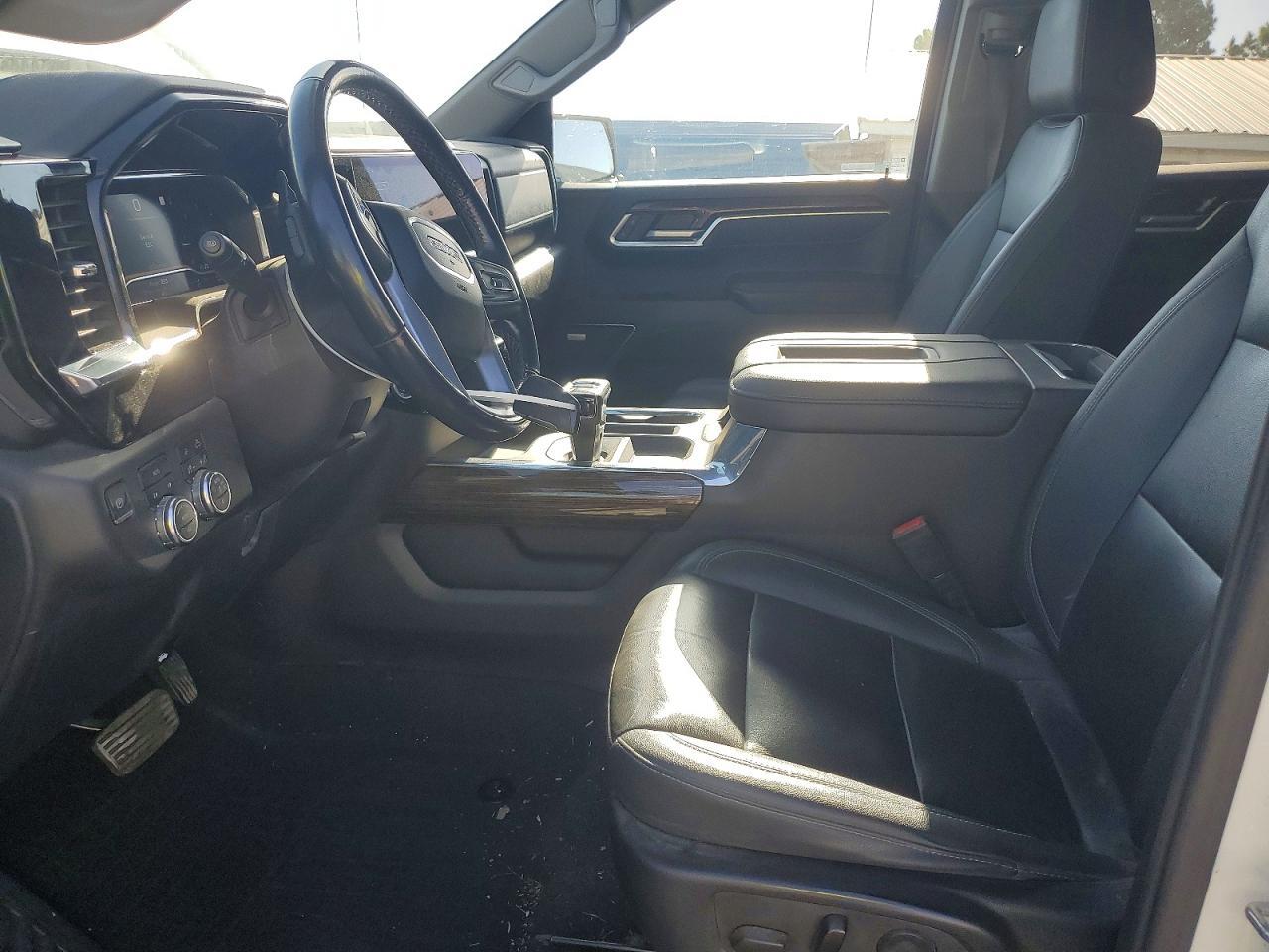 2022 GMC Sierra K1500 Elevation - zdjęcie 7