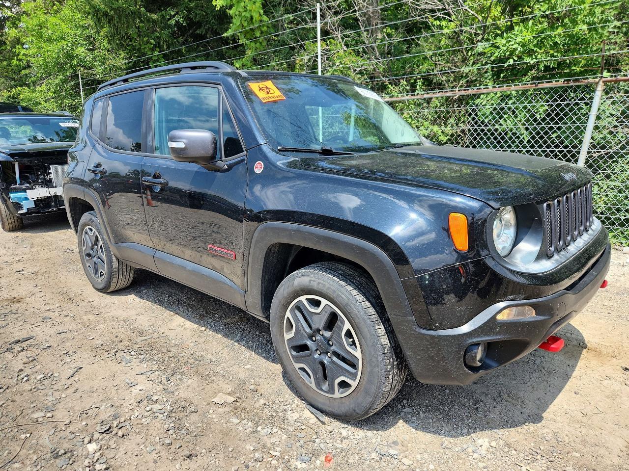 2017 Jeep Renegade Trailhawk - zdjęcie 4