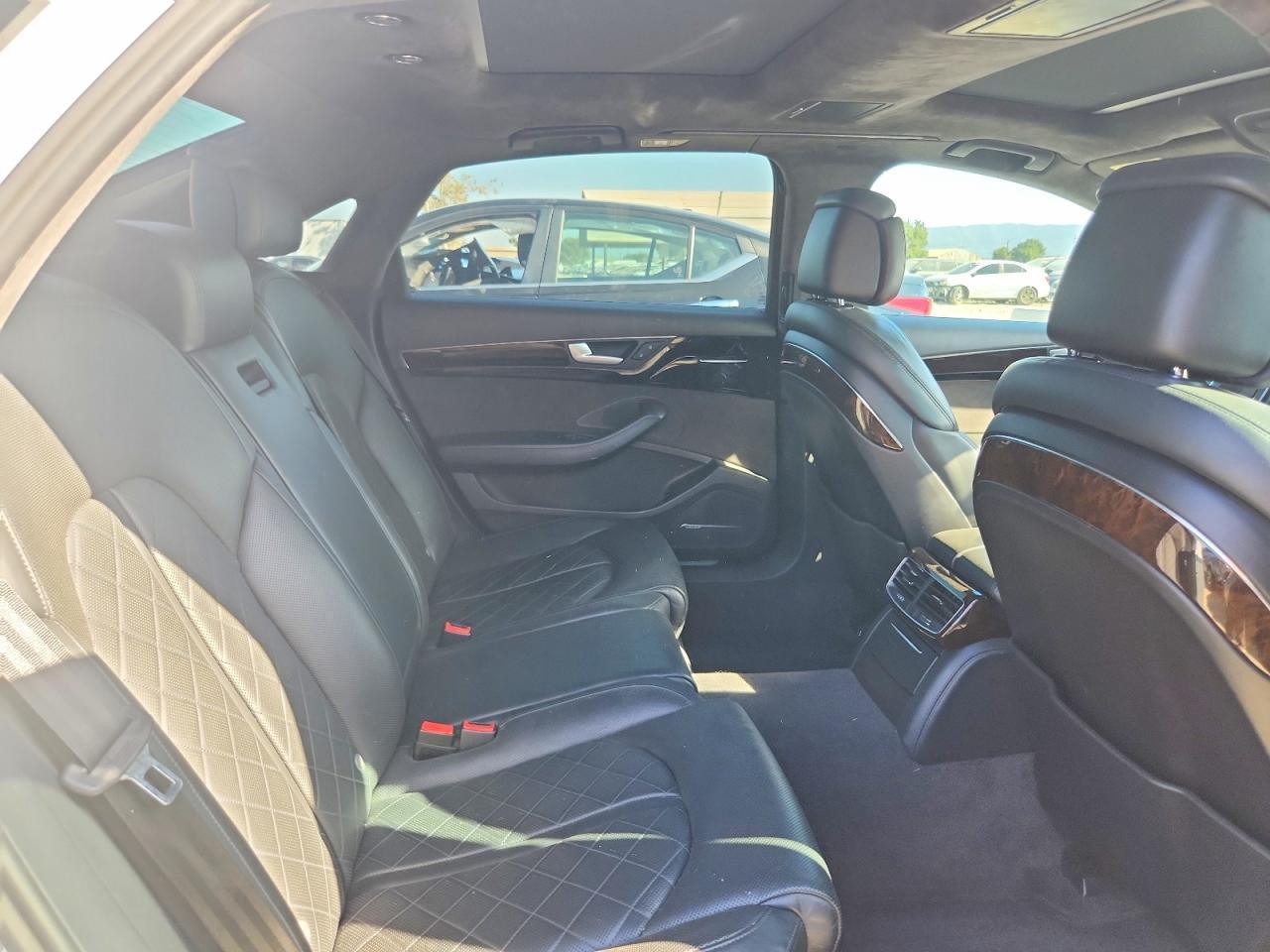 2017 Audi A8 L Quattro - zdjęcie 10