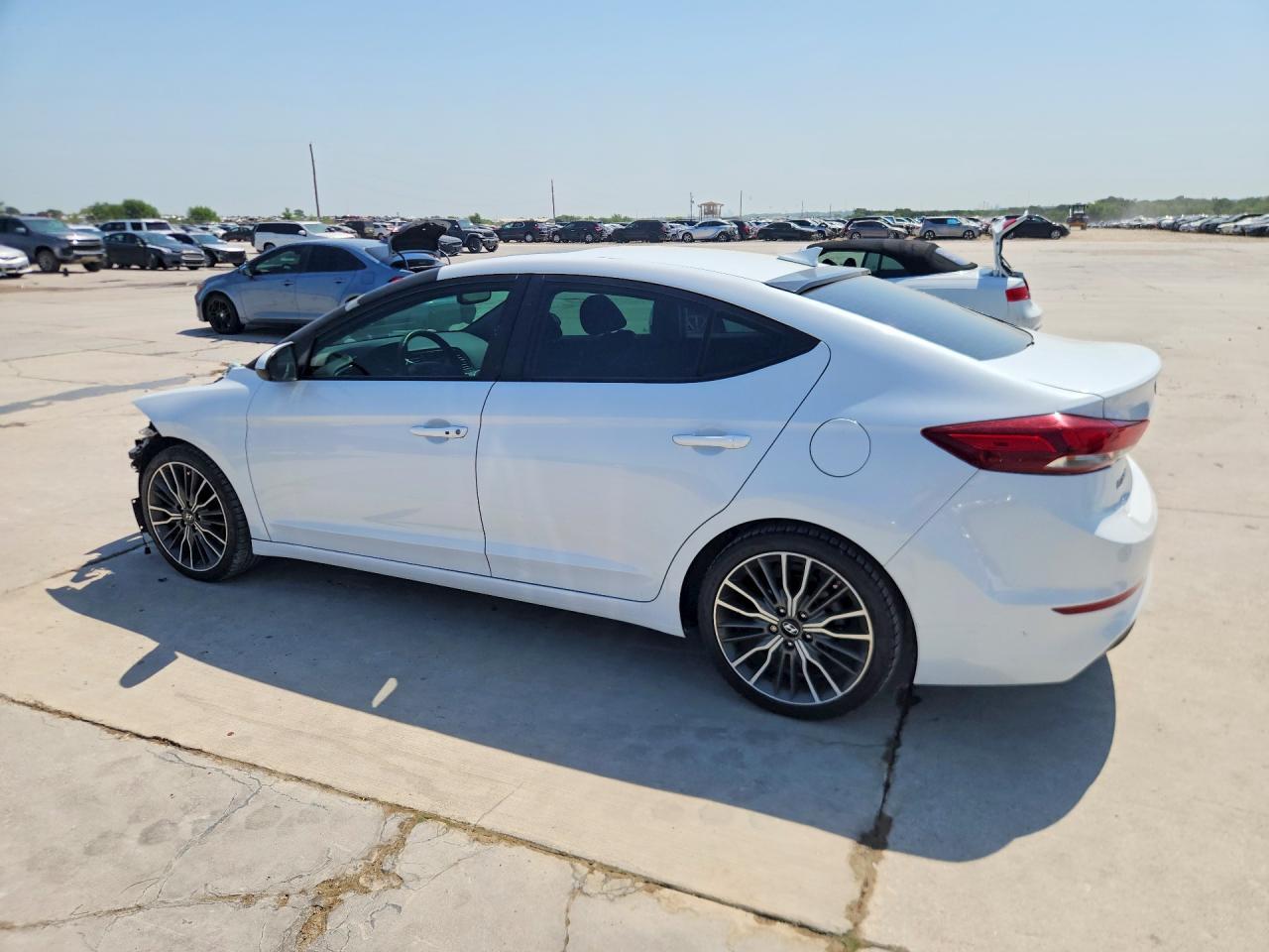 2018 Hyundai Elantra Value Edition - zdjęcie 2