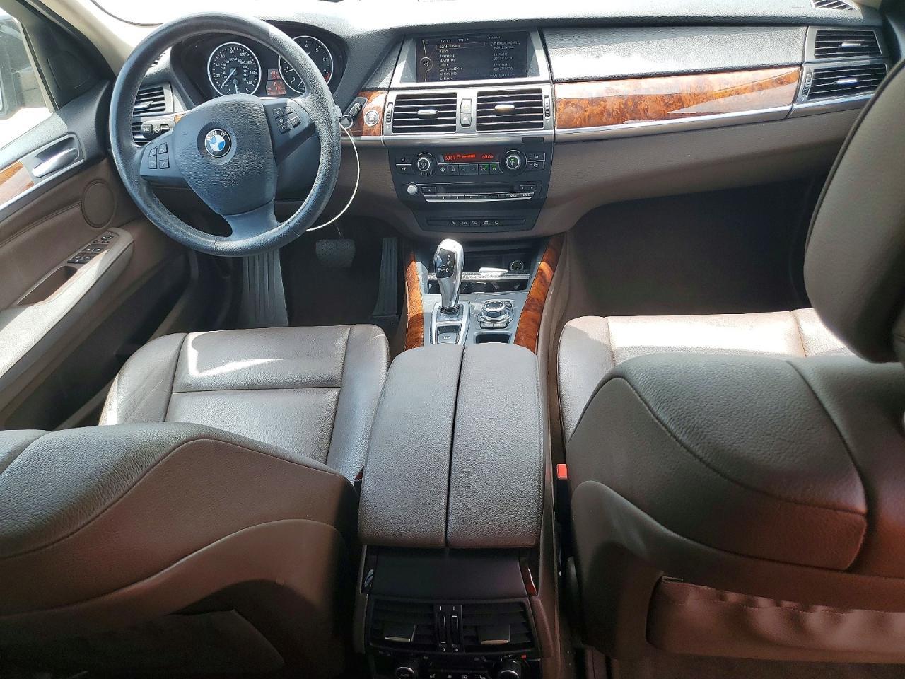 2013 BMW X5 xDrive35I - zdjęcie 8