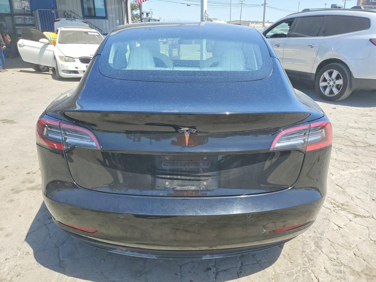 2018 Tesla Model 3 - zdjęcie 6