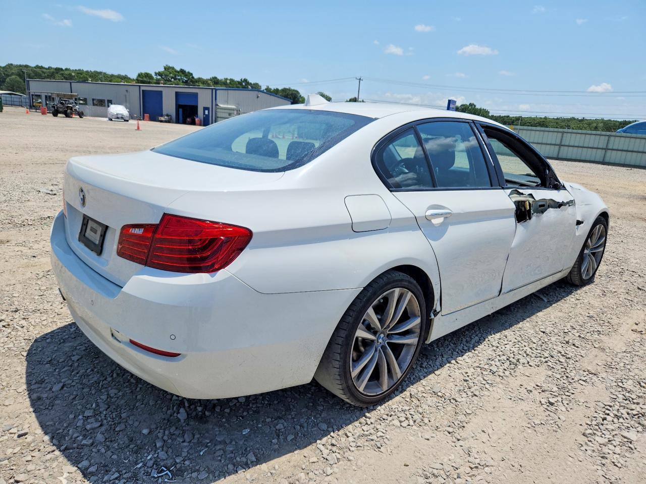 2016 BMW 528 I - zdjęcie 3