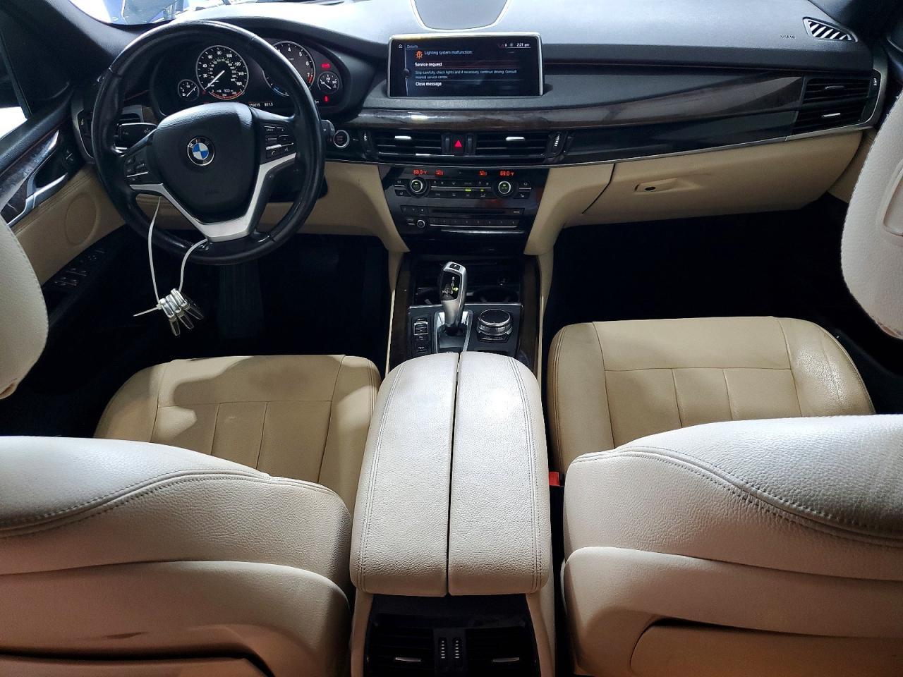 2017 BMW X5 xDrive35I - zdjęcie 8