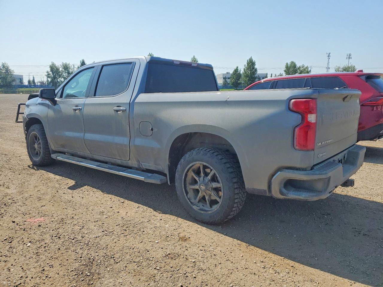 2021 Chevrolet Silverado K1500 Rst - zdjęcie 2