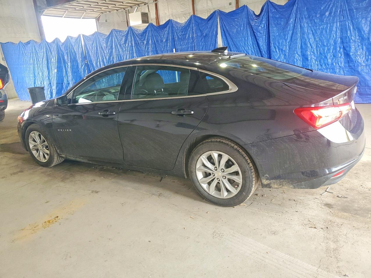 2022 Chevrolet Malibu Lt - zdjęcie 2