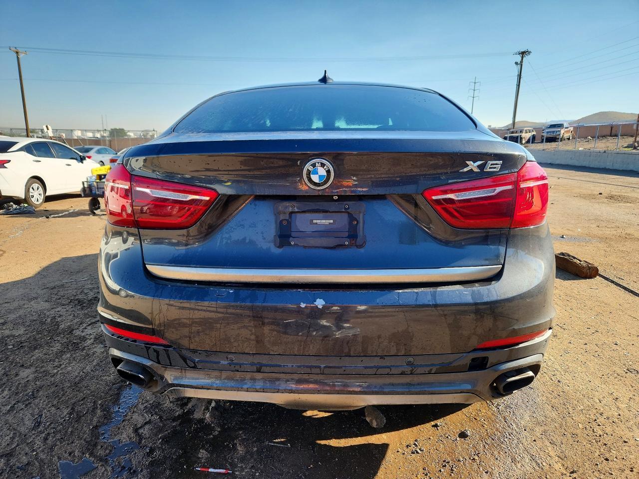 2017 BMW X6 xDrive50I - zdjęcie 6