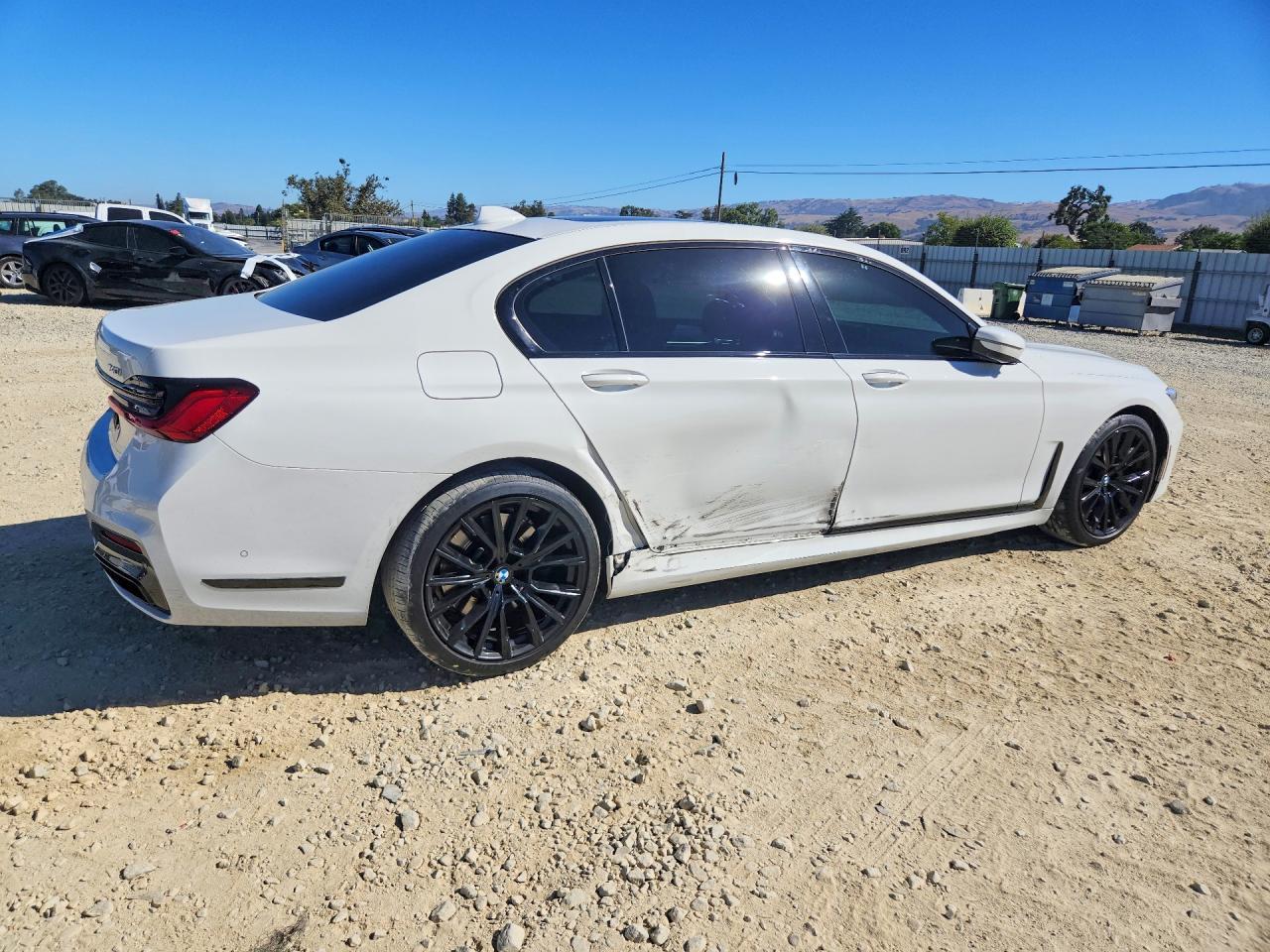 2022 BMW 740 I - zdjęcie 3