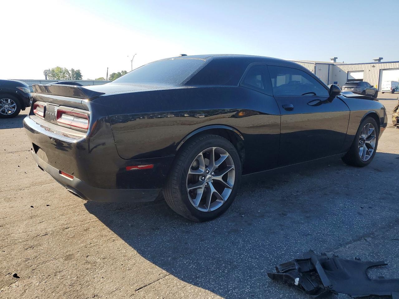 2019 Dodge Challenger Sxt - zdjęcie 3