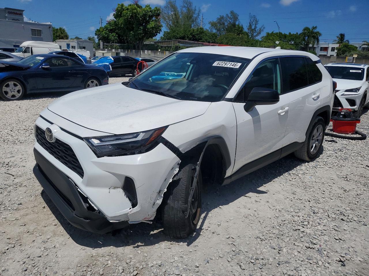2025 Toyota Rav4 Le - zdjęcie główne