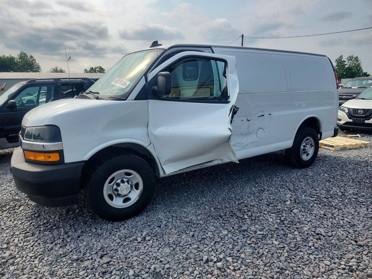 2019 Chevrolet Express G2500 - zdjęcie główne