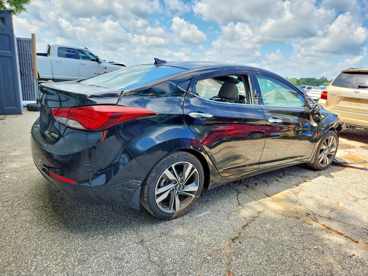 2014 Hyundai Elantra Limited - zdjęcie 3