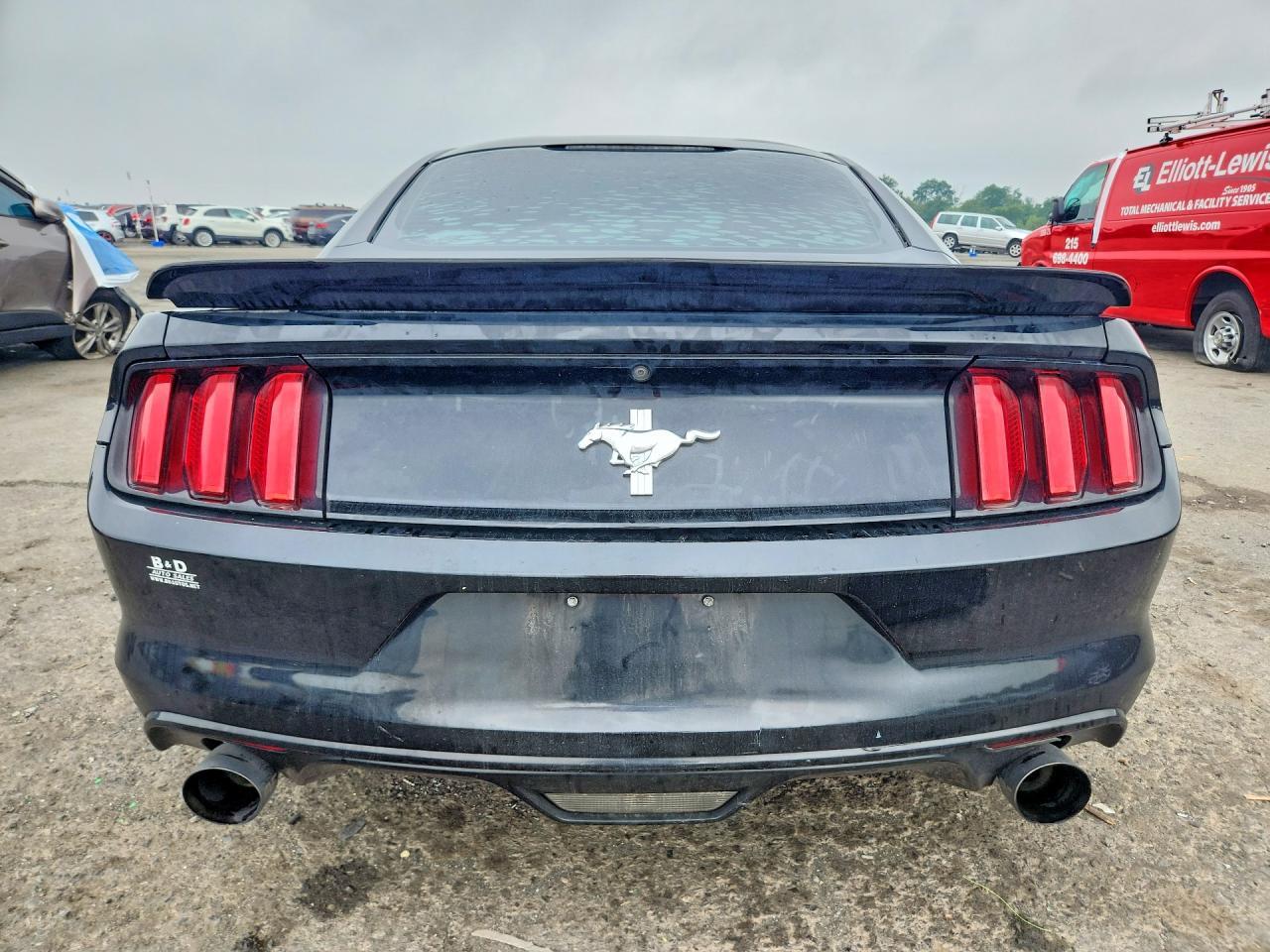 2016 Ford Mustang - zdjęcie 6
