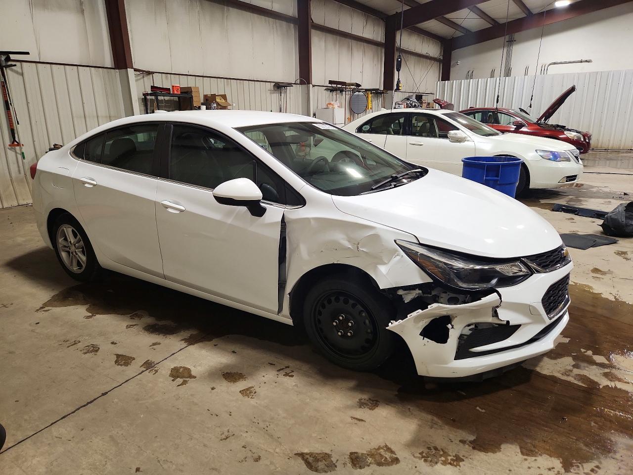 2018 Chevrolet Cruze Lt - zdjęcie 4