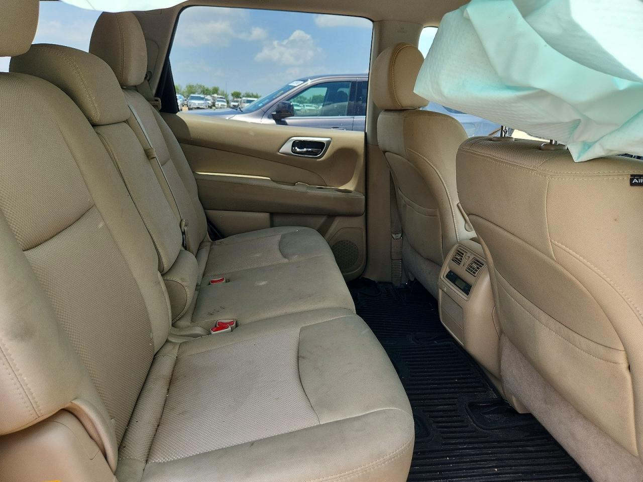 2017 Nissan Pathfinder Sv - zdjęcie 11