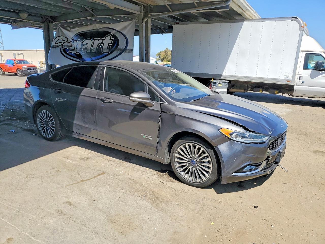 2017 Ford Fusion Titanium Phev - zdjęcie 4