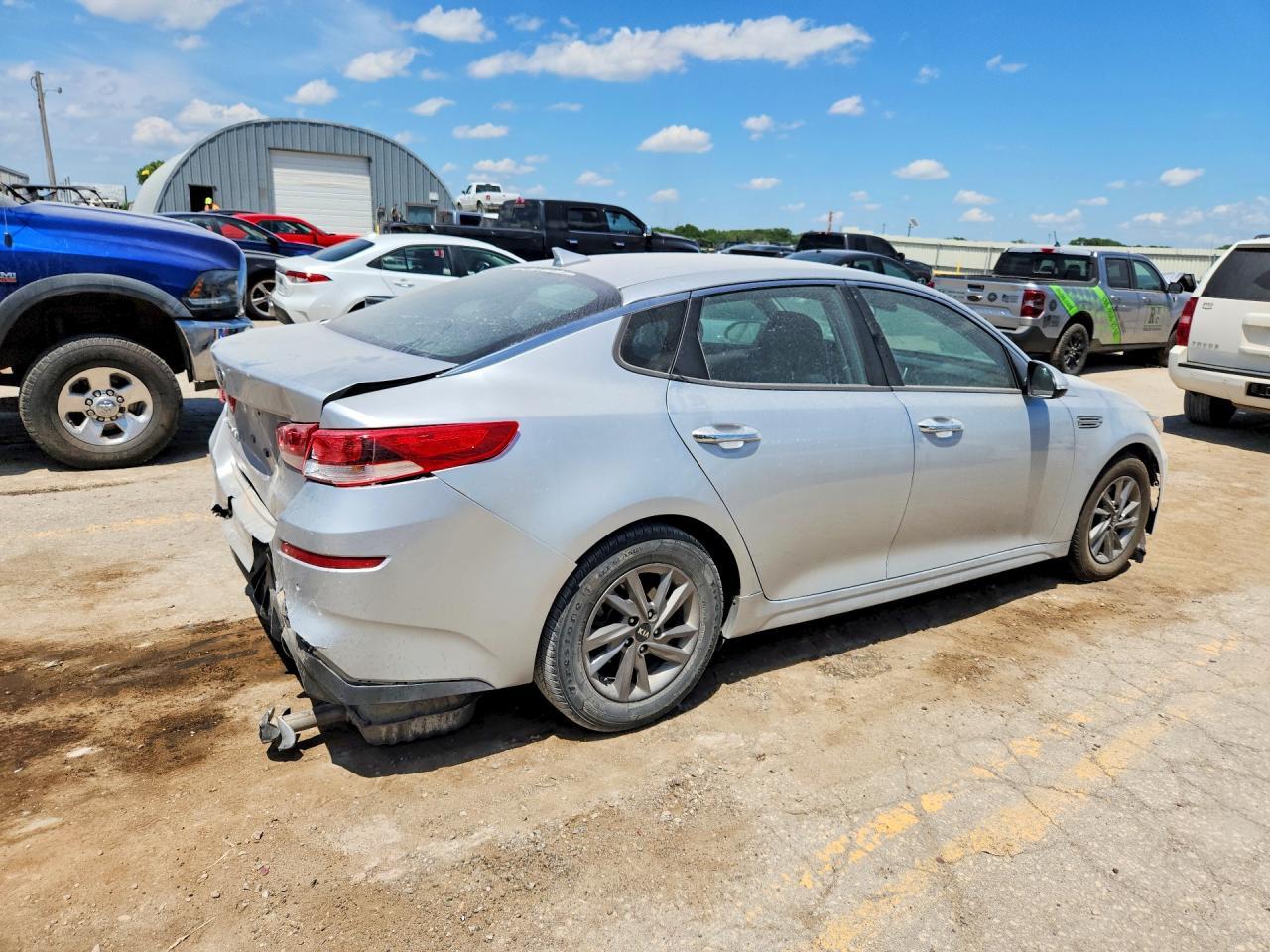 2020 Kia Optima Lx - zdjęcie 3
