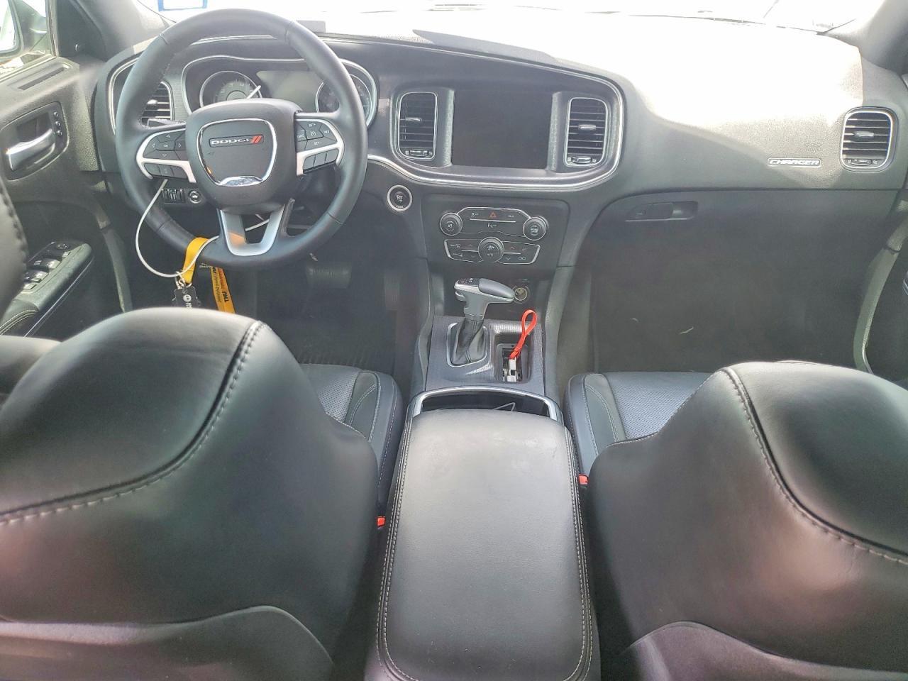 2016 Dodge Charger Sxt - zdjęcie 8