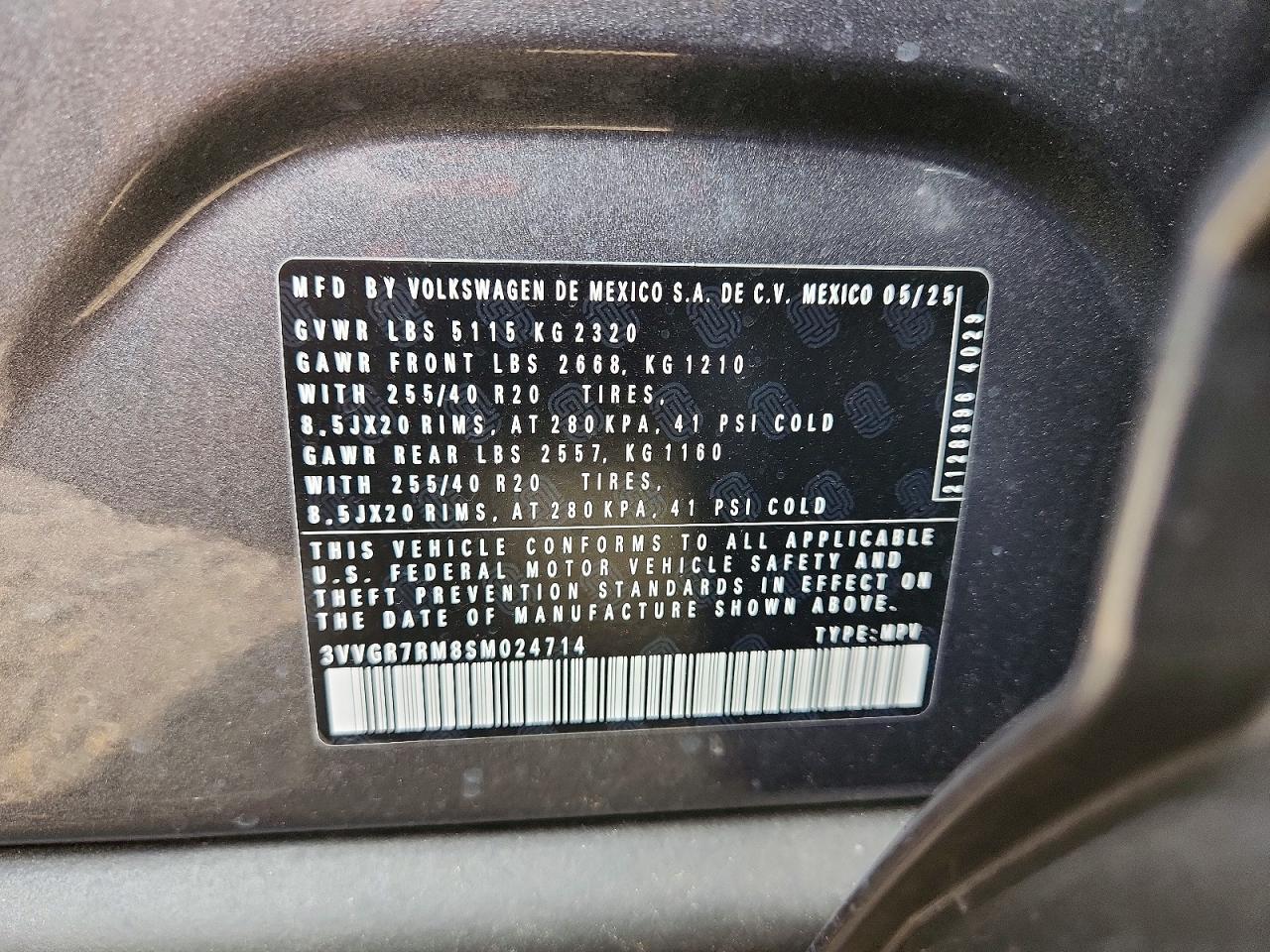2025 Volkswagen Tiguan Se R-Line Black - zdjęcie 13