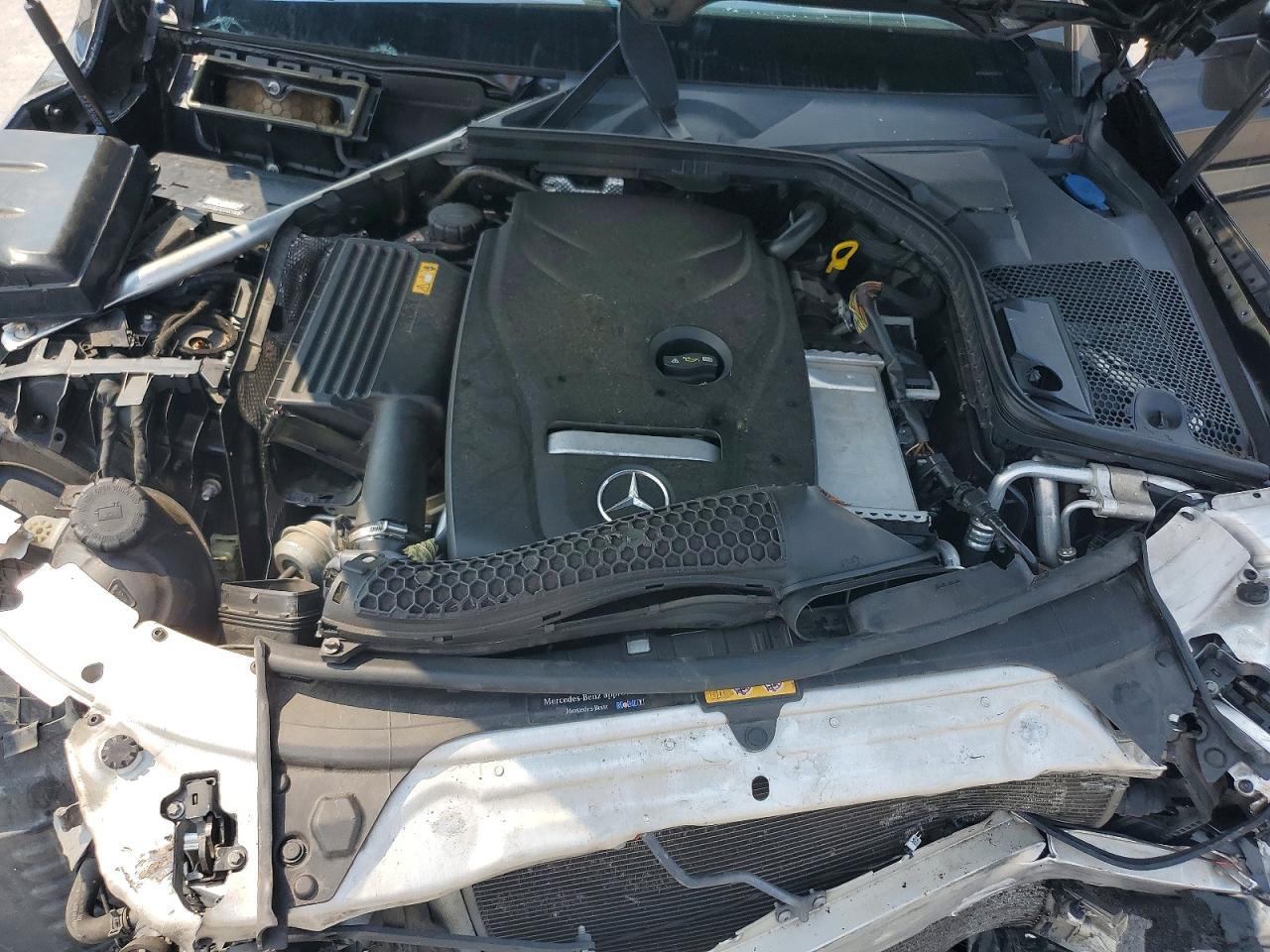 2017 Mercedes-Benz C 300 - zdjęcie 11