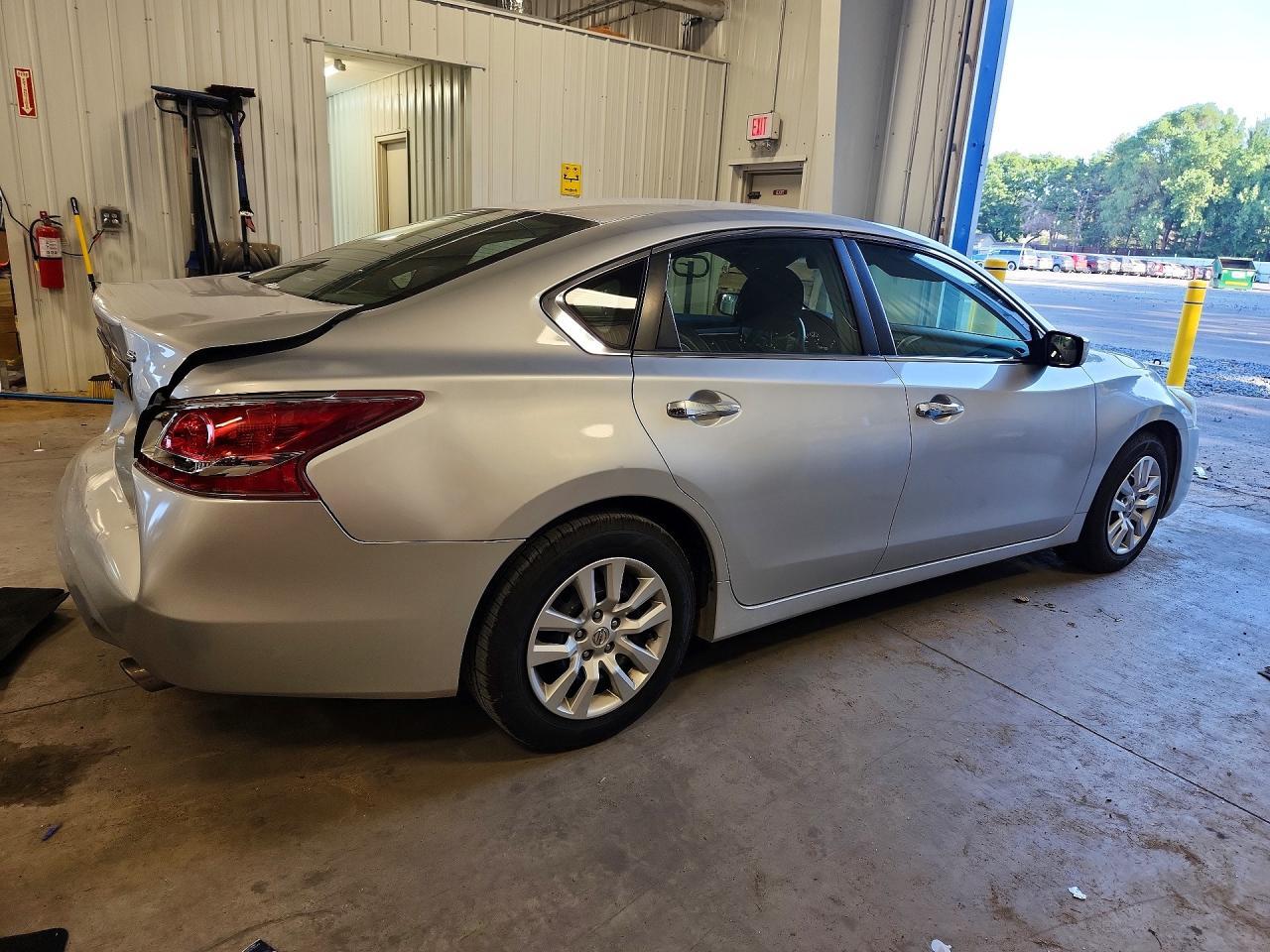 2013 Nissan Altima 2.5 - zdjęcie 3