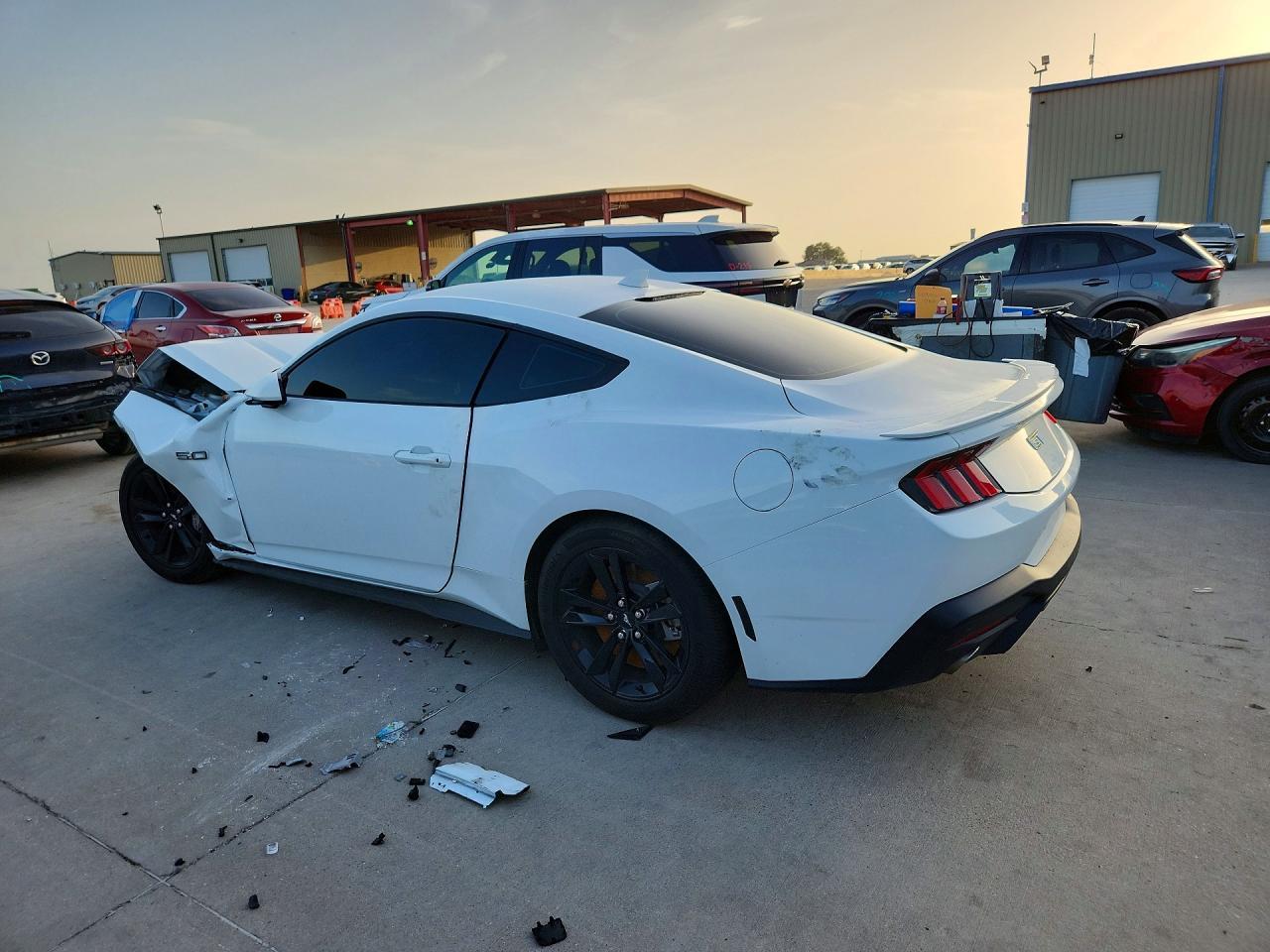 2026 Ford Mustang Gt - zdjęcie 2