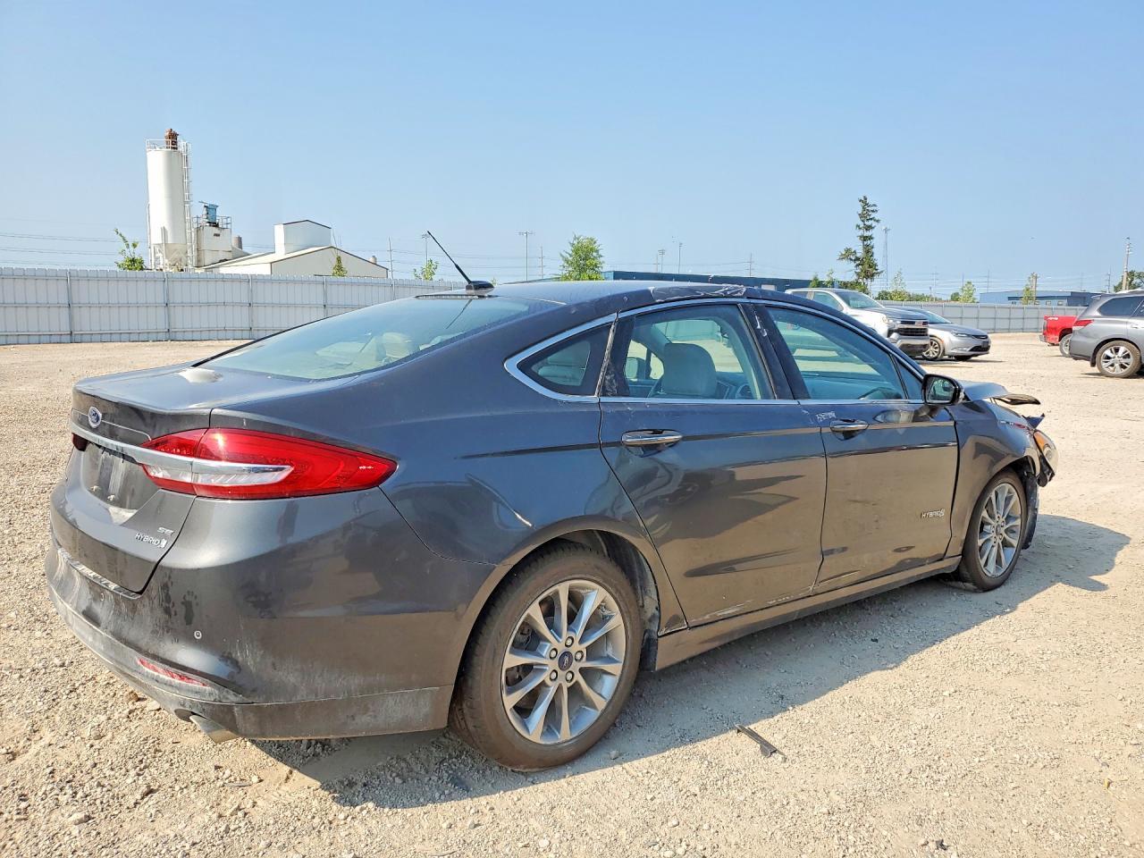 2017 Ford Fusion Se Hybrid - zdjęcie 3