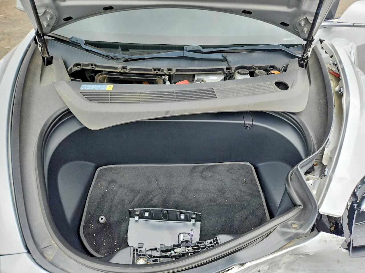 2018 Tesla Model 3 - zdjęcie 11
