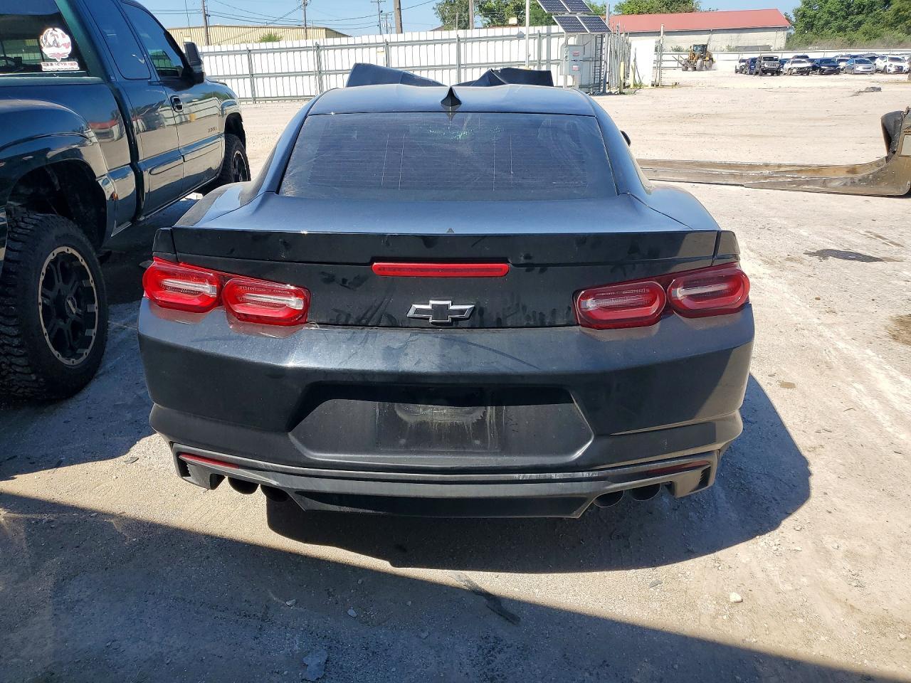 2024 Chevrolet Camaro Lt - zdjęcie 6